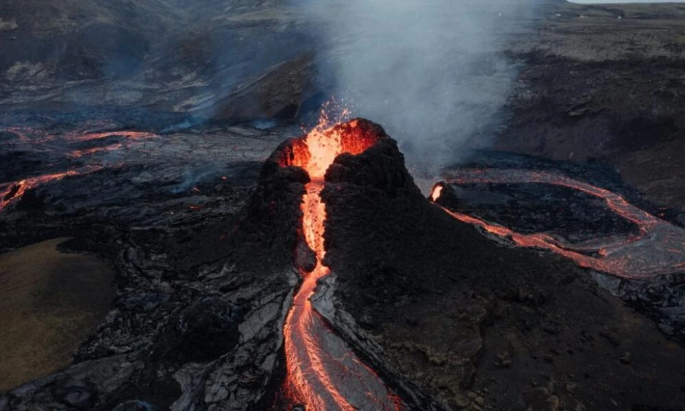 Ηφαιστειολόγοι προειδοποιούν: Τα ενεργά ηφαίστεια είναι περισσότερα από ό,τι νομίζουμε